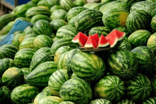 滨江网红吃瓜事件真相是真的吗