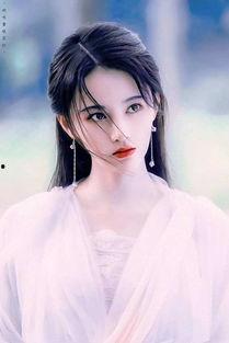 娱乐小爆料鞠婧祎造型师,造型师生动演绎时尚魅力