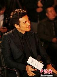 屈楚原前女友爆料视频大全,揭秘明星感情生活背后真相